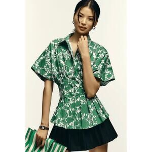 Exquise Anthropologie Tobie Short-Sleeve Pleated
Blouse Green Large Button Down